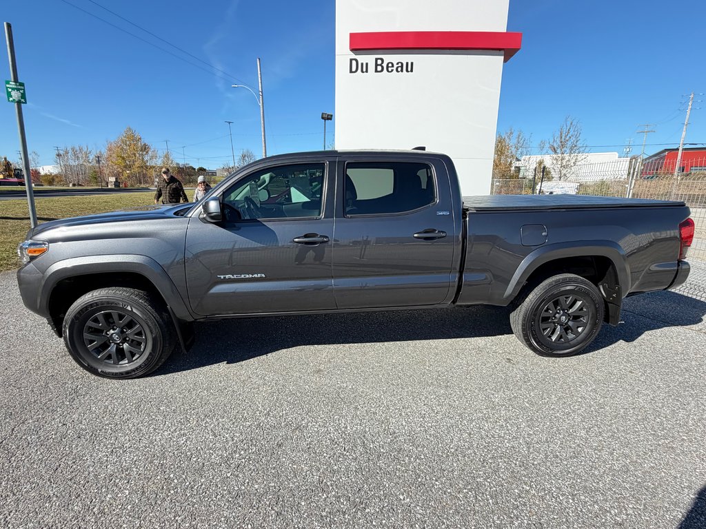 2023 Toyota Tacoma DOUBLE CAB / SR5 / 4X4 / TOILE TRIFECTA ET +++ / in Thetford Mines, Quebec - 7 - w1024h768px