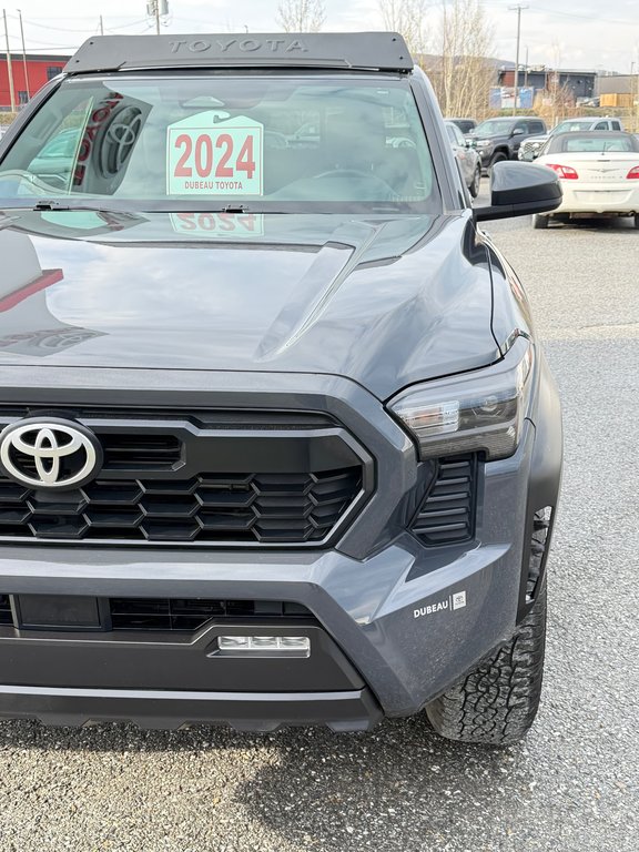2024 Toyota Tacoma RACK TOIT TOYOTA / MARCHE-PIED / TOILE BOITE /  MARCHE DE BOITE  / PEA 29-09-29=100KM / in Thetford Mines, Quebec - 8 - w1024h768px
