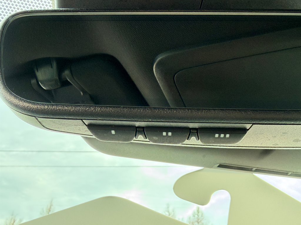 2024 Toyota Tacoma RACK TOIT TOYOTA / MARCHE-PIED / TOILE BOITE /  MARCHE DE BOITE  / PEA 29-09-29=100KM / in Thetford Mines, Quebec - 56 - w1024h768px