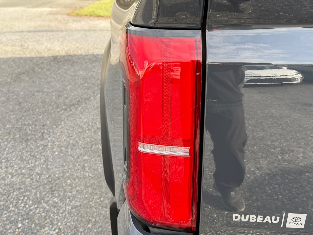 2024 Toyota Tacoma RACK TOIT TOYOTA / MARCHE-PIED / TOILE BOITE /  MARCHE DE BOITE  / PEA 29-09-29=100KM / in Thetford Mines, Quebec - 26 - w1024h768px