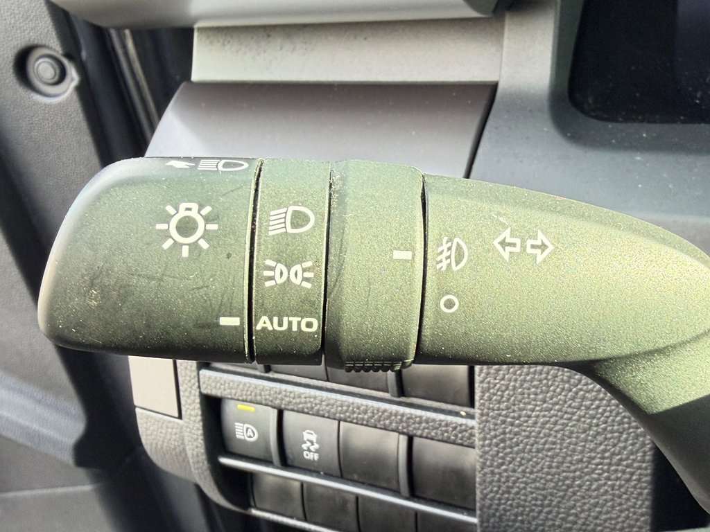 2024 Toyota Tacoma RACK TOIT TOYOTA / MARCHE-PIED / TOILE BOITE /  MARCHE DE BOITE  / PEA 29-09-29=100KM / in Thetford Mines, Quebec - 37 - w1024h768px