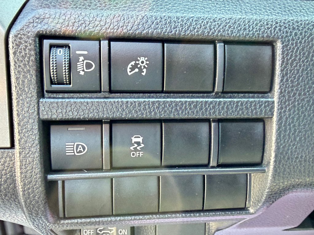 2024 Toyota Tacoma DOUBLE CAB / TRD SPORT / MOINS CHER DU NET / in Thetford Mines, Quebec - 36 - w1024h768px