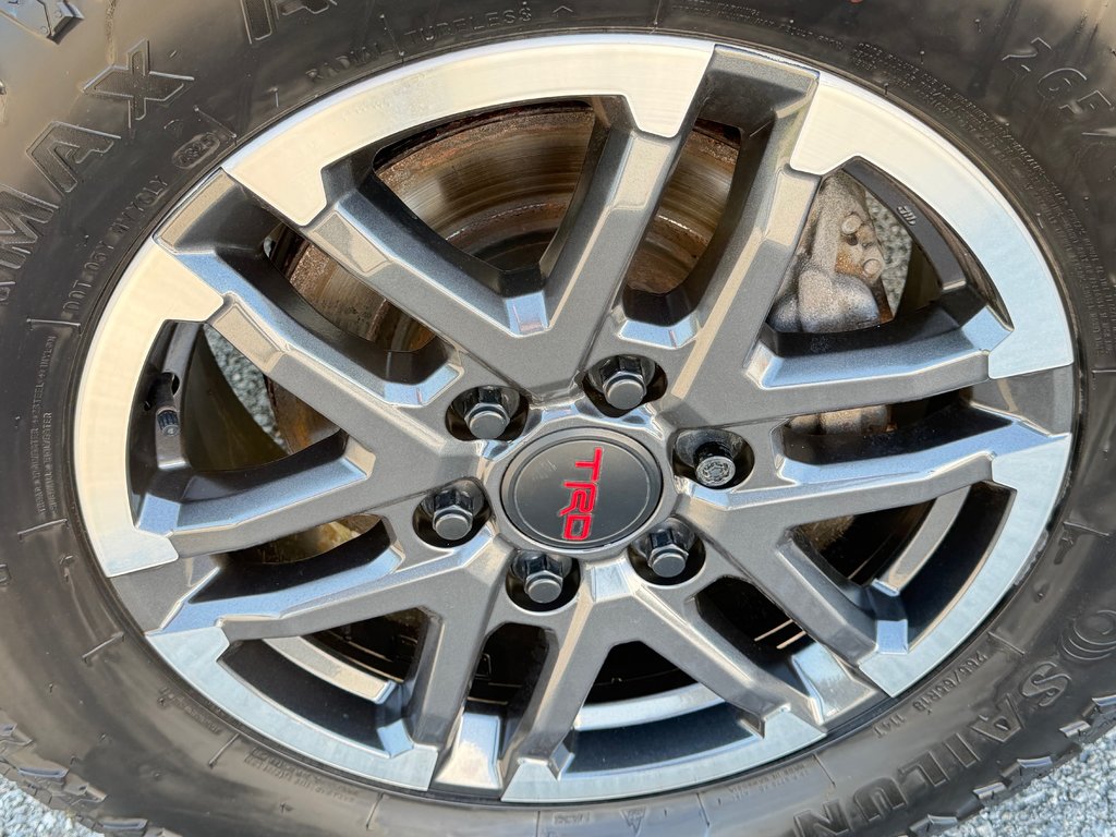 2024 Toyota Tacoma DOUBLE CAB / TRD SPORT / MOINS CHER DU NET / in Thetford Mines, Quebec - 15 - w1024h768px