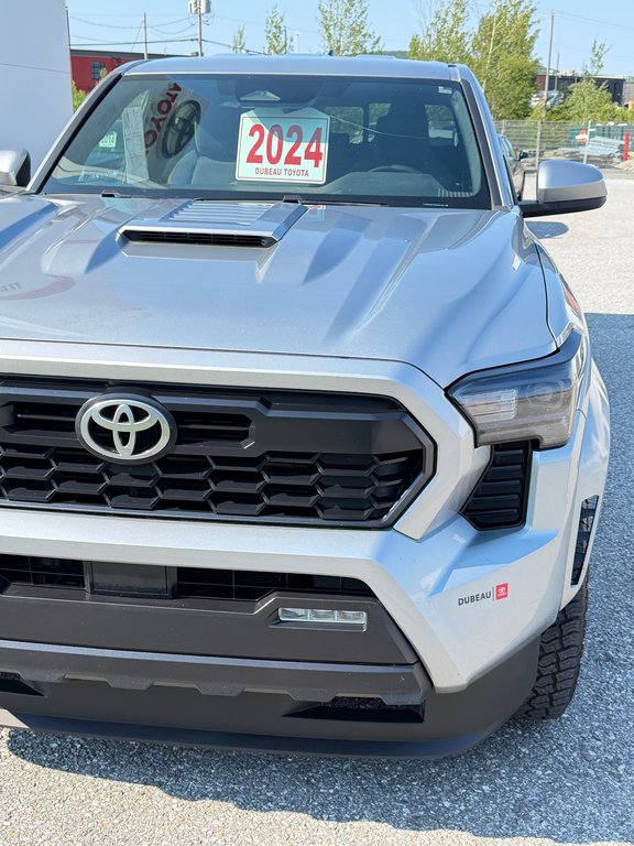 2024 Toyota Tacoma DOUBLE CAB / TRD SPORT / MOINS CHER DU NET / in Thetford Mines, Quebec - 8 - w1024h768px