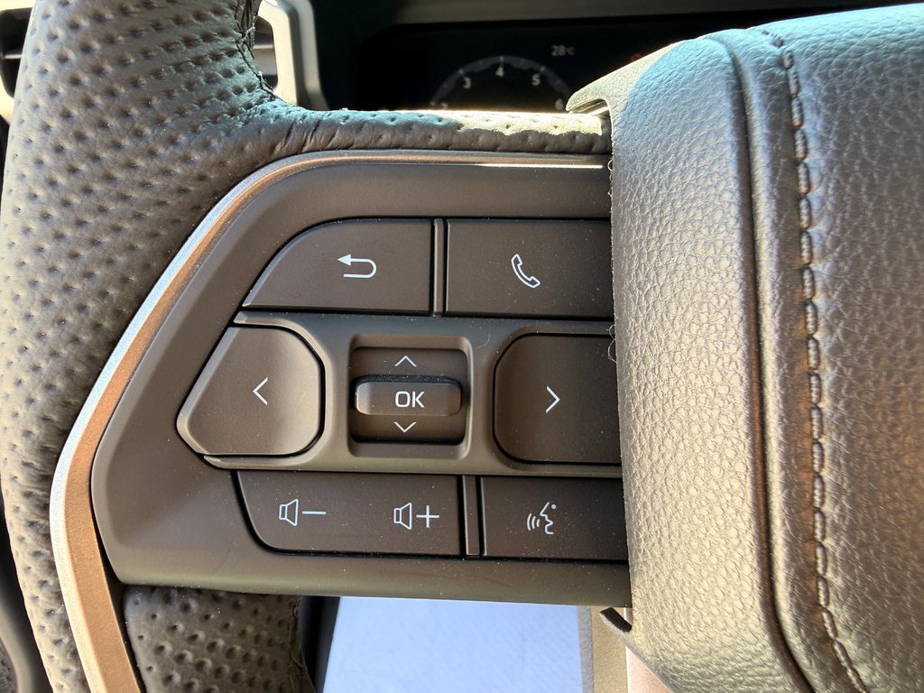 Toyota TACOMA HYBRIDE LIMITED EDITION NOLS SPORT  2025 à Thetford Mines, Québec - 30 - w1024h768px