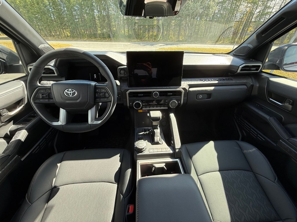 Toyota TACOMA HYBRIDE LIMITED EDITION NOLS SPORT  2025 à Thetford Mines, Québec - 28 - w1024h768px