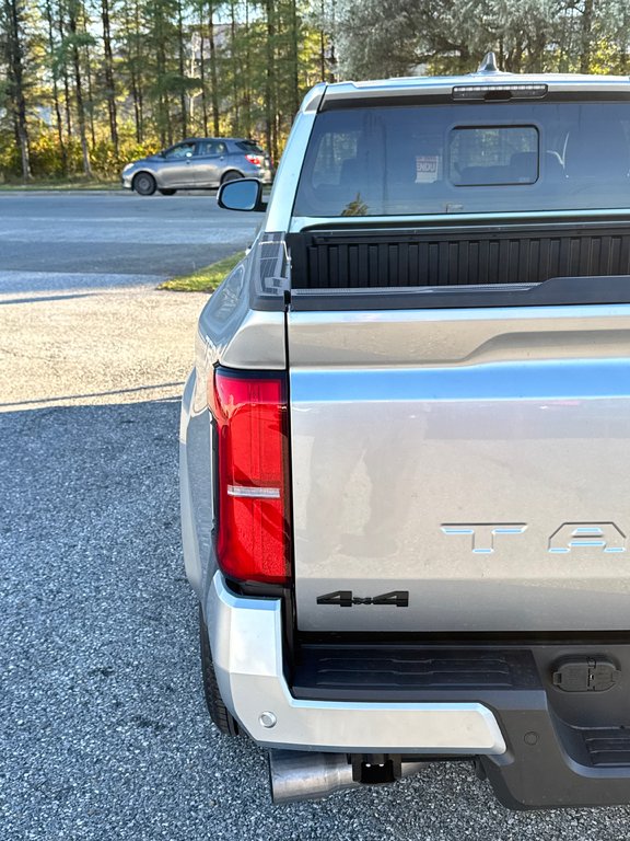 2025 Toyota Tacoma in Thetford Mines, Quebec - 23 - w1024h768px