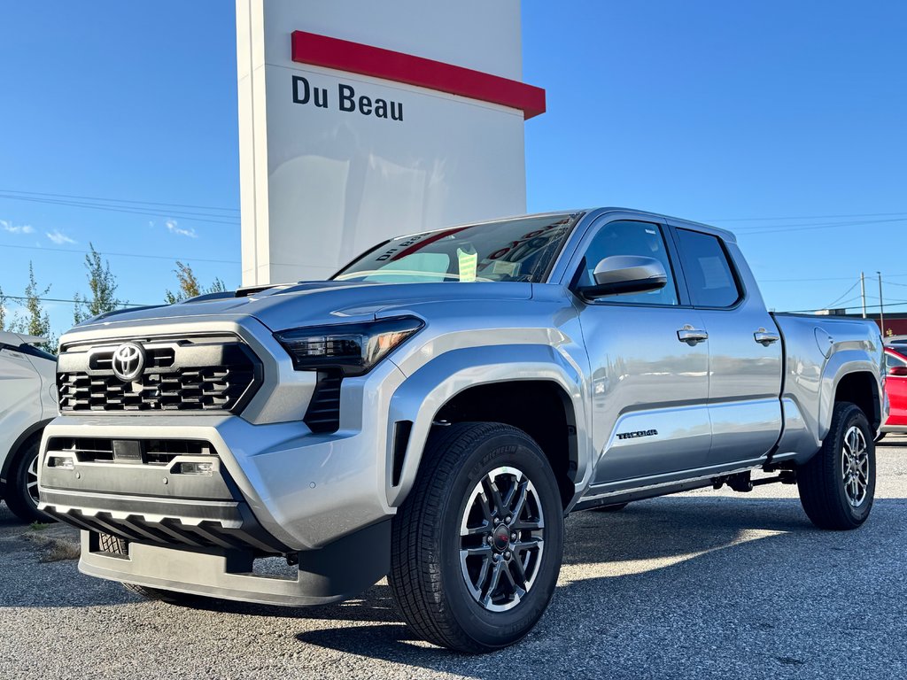 2025 Toyota Tacoma in Thetford Mines, Quebec - 1 - w1024h768px