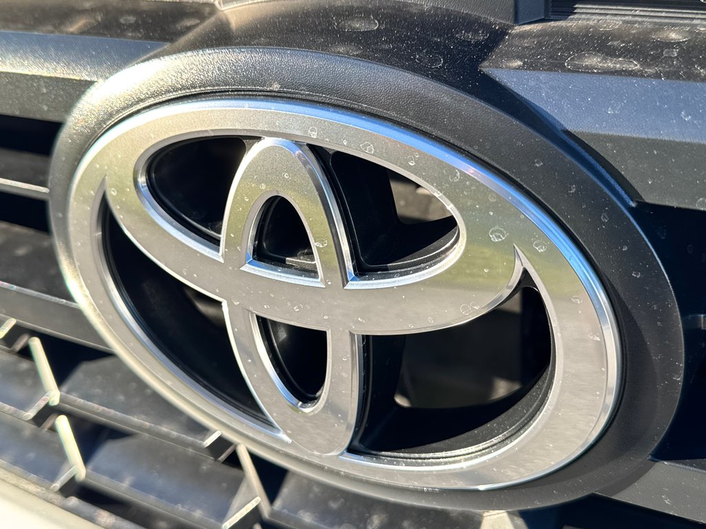 2025 Toyota Tacoma in Thetford Mines, Quebec - 11 - w1024h768px