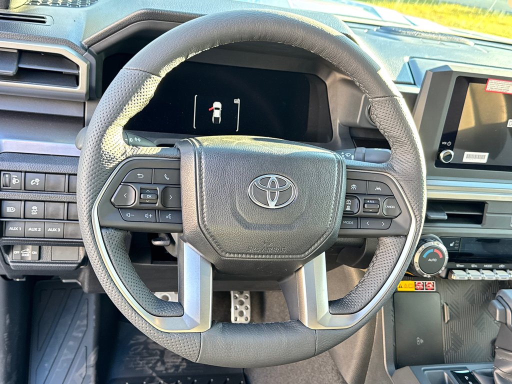 2025 Toyota Tacoma in Thetford Mines, Quebec - 38 - w1024h768px