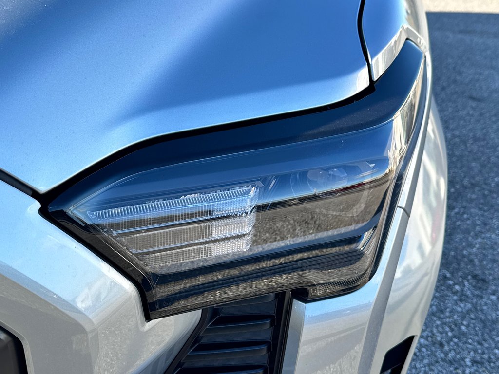 2025 Toyota Tacoma in Thetford Mines, Quebec - 10 - w1024h768px