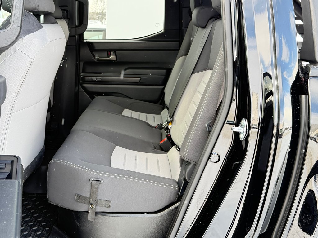 2025 Toyota Tacoma ** MC FLY EDITION ** 13 000 $ AJOUTS / RACK ARRIÈRE / LUMIERES / LIFT KIT / PNEUS ET MAGS HORS ROUTE in Thetford Mines, Quebec - 62 - w1024h768px