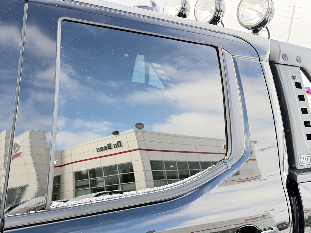 2025 Toyota Tacoma ** MC FLY EDITION ** 13 000 $ AJOUTS / RACK ARRIÈRE / LUMIERES / LIFT KIT / PNEUS ET MAGS HORS ROUTE in Thetford Mines, Quebec - 19 - w1024h768px