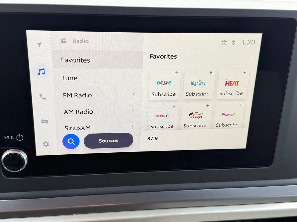 2025 Toyota Tacoma ** MC FLY EDITION ** 13 000 $ AJOUTS / RACK ARRIÈRE / LUMIERES / LIFT KIT / PNEUS ET MAGS HORS ROUTE in Thetford Mines, Quebec - 45 - w1024h768px
