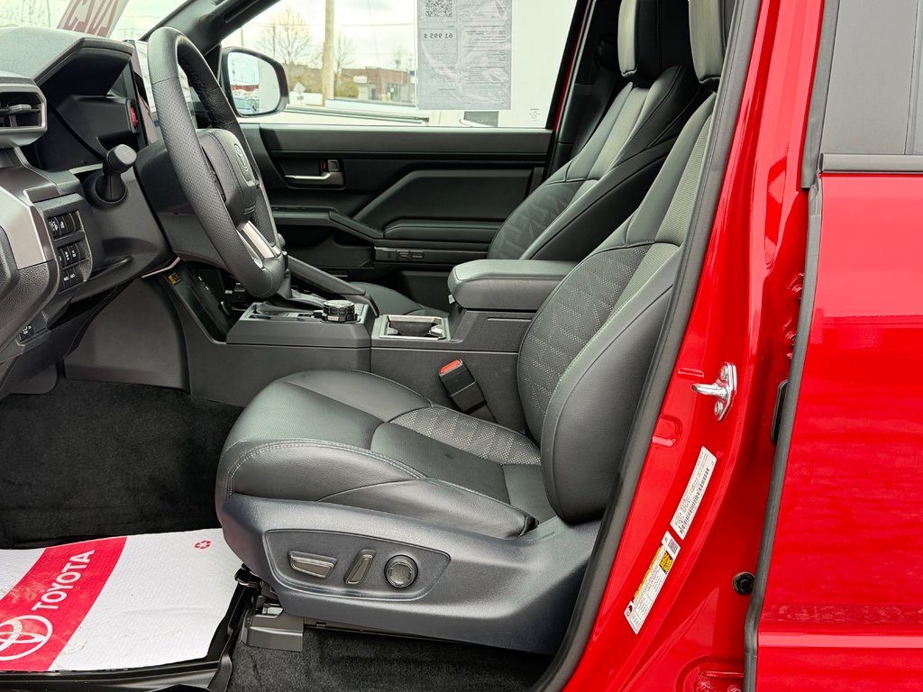 Toyota Tacoma TRD SPORT PREMIUM / 8.500$ D'EXTRAS / UNIQUE / 2025 à Thetford Mines, Québec - 48 - w1024h768px