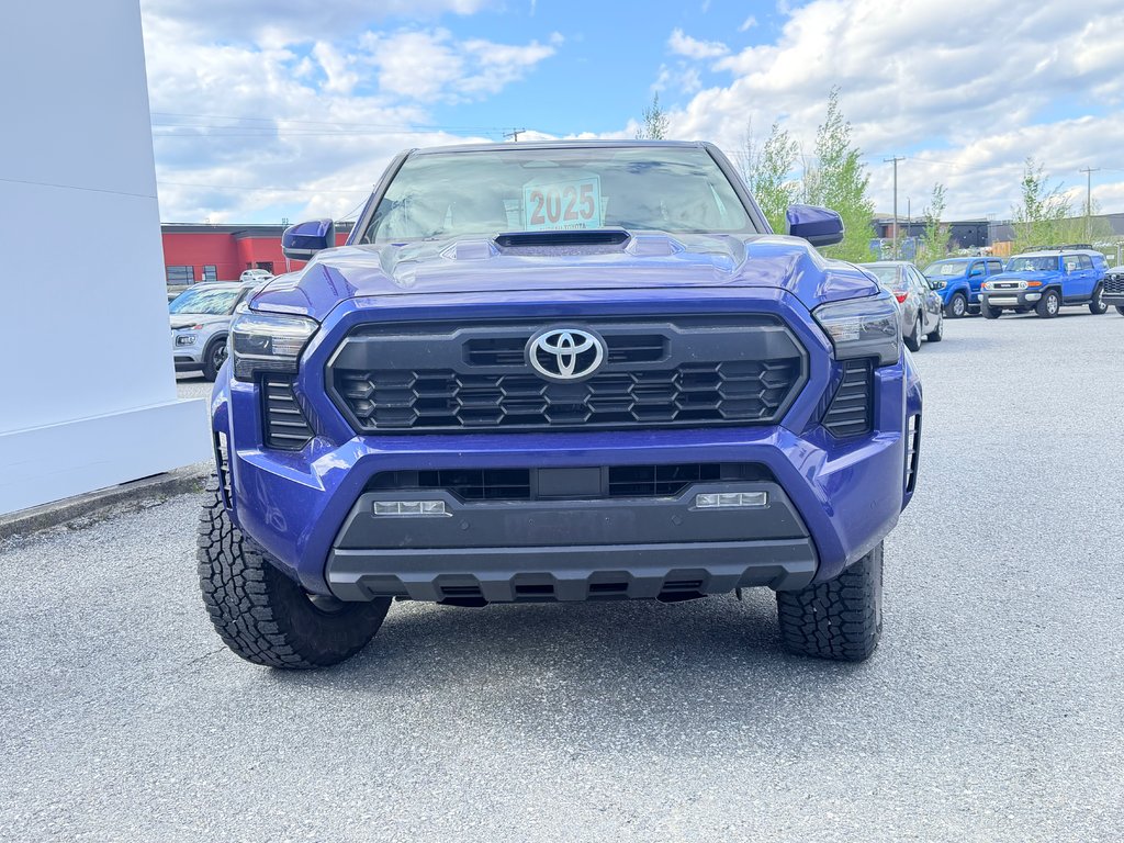 Toyota Tacoma ** EN PREPARATION ** TRD SPORT + / MARCHEPIEDS / PEA 29-04-30=120KM / 2025 à Thetford Mines, Québec - 2 - w1024h768px