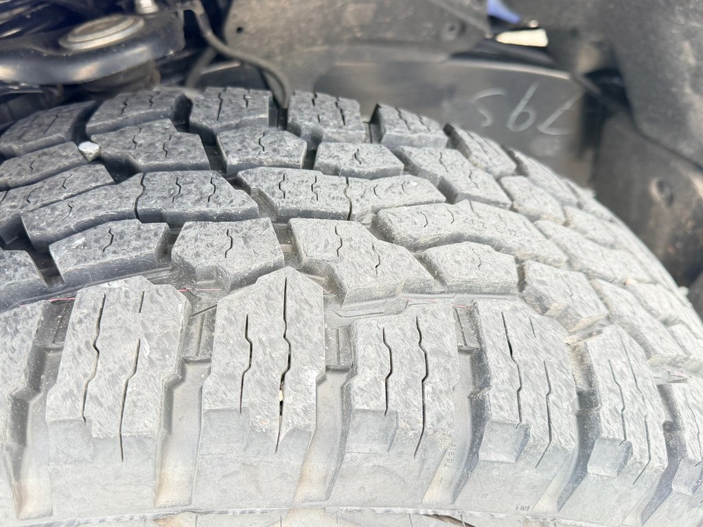 Toyota Tacoma ** EN PREPARATION ** TRD SPORT + / MARCHEPIEDS / PEA 29-04-30=120KM / 2025 à Thetford Mines, Québec - 5 - w1024h768px