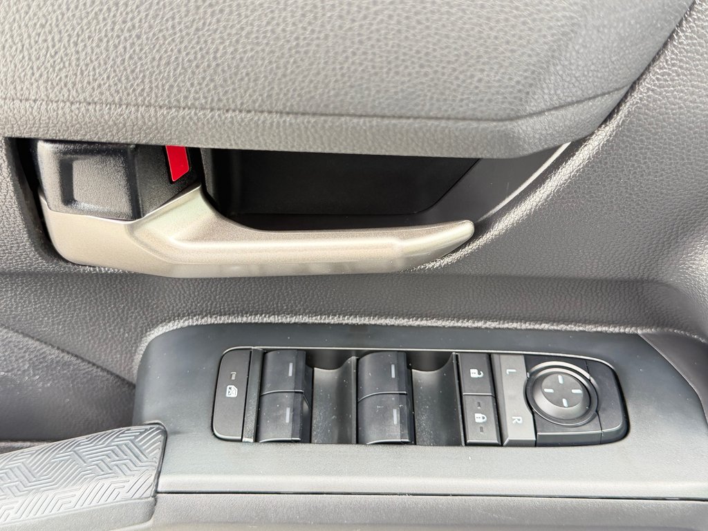 2025 Toyota Tacoma TRD SPORT + / MARCHEPIEDS / PEA 29-04-30=120KM / in Thetford Mines, Quebec - 39 - w1024h768px
