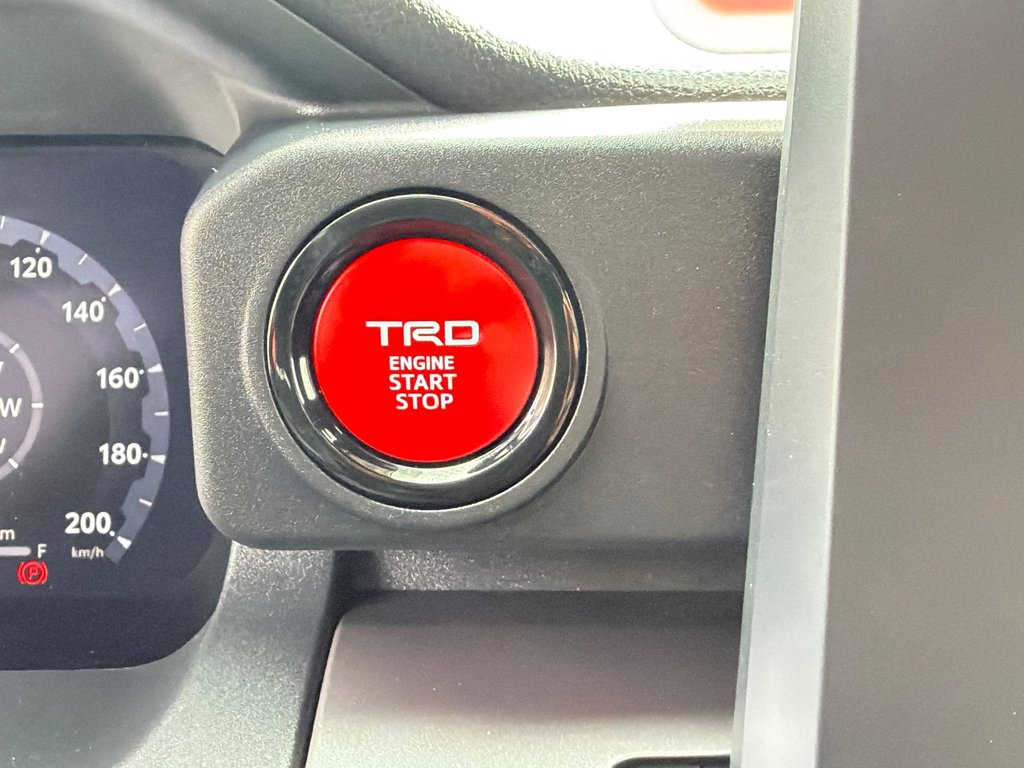 2025 Toyota Tacoma TRD SPORT + / MARCHEPIEDS / PEA 29-04-30=120KM / in Thetford Mines, Quebec - 51 - w1024h768px