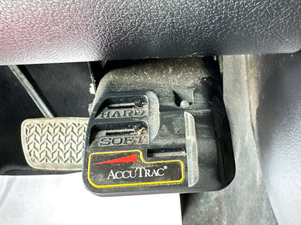 Toyota Tundra DOUBLE CAB SR5 4,7 LITRES  / INSPECTÉ SÉCURITAIRE / SILENCIEUX NEUFS / FREINS MAINS NEUFS 2007 à Thetford Mines, Québec - 52 - w1024h768px