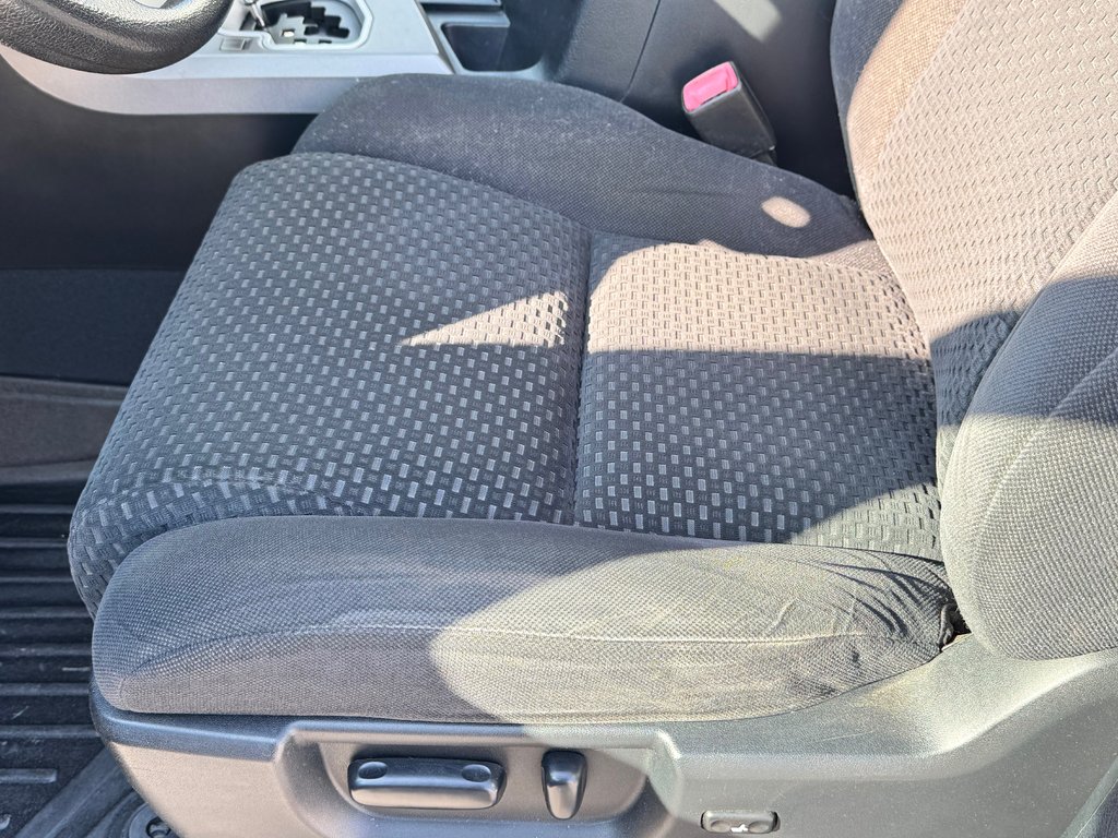 Toyota Tundra DOUBLE CAB / 5,7 / 4X4 /  INDESTRUCTIBLE !!! / 2012 à Thetford Mines, Québec - 33 - w1024h768px