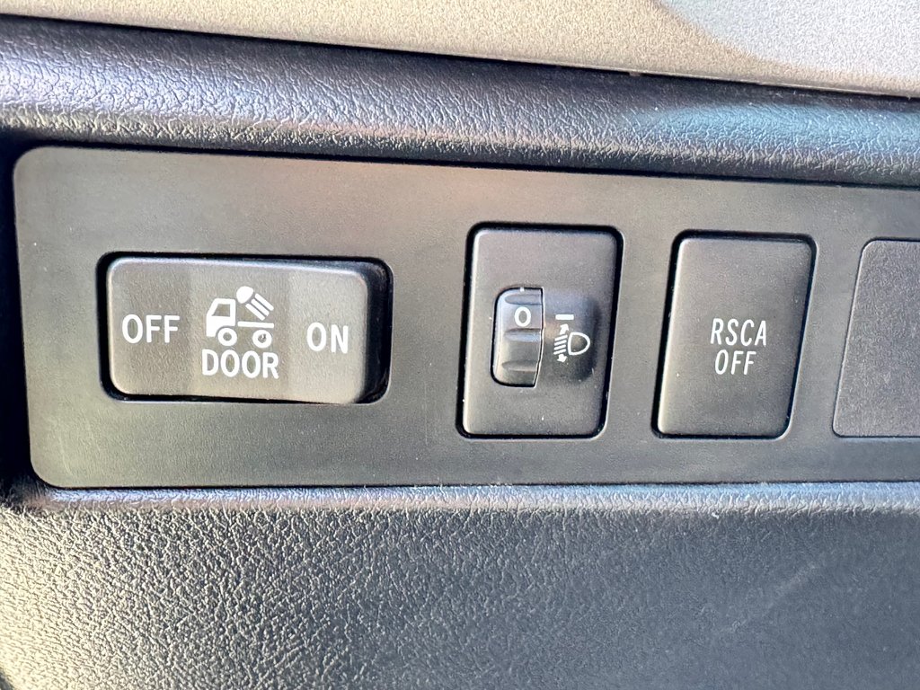 Toyota Tundra DOUBLE CAB / 5,7 / 4X4 /  INDESTRUCTIBLE !!! / 2012 à Thetford Mines, Québec - 35 - w1024h768px