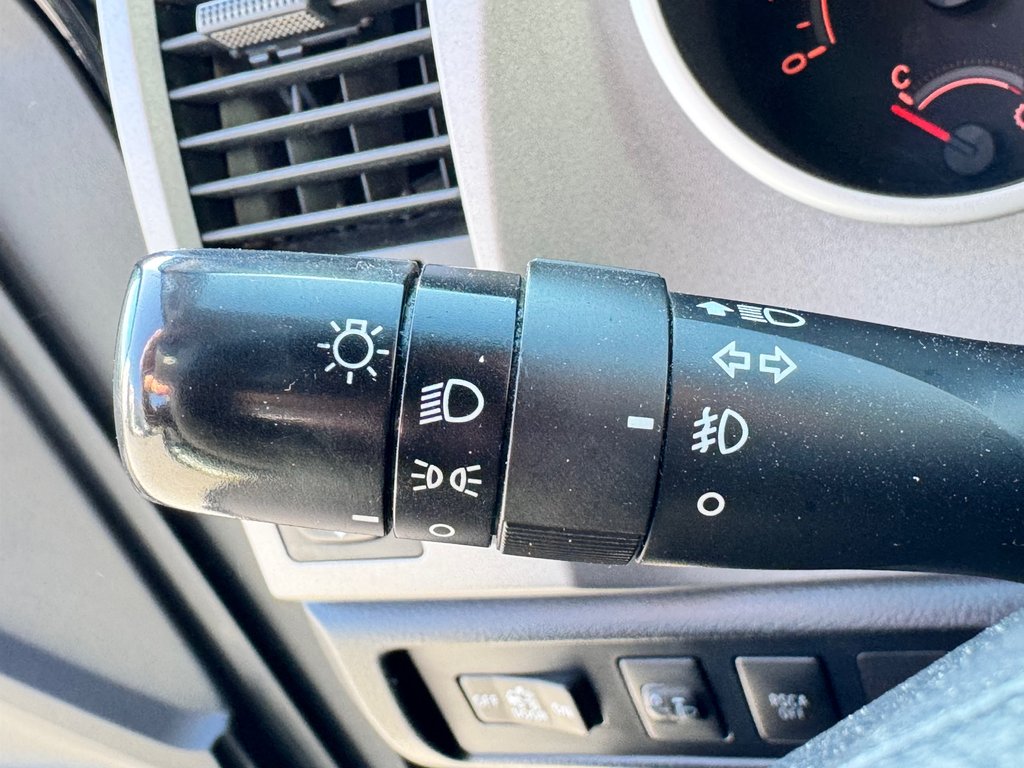 Toyota Tundra DOUBLE CAB / 5,7 / 4X4 /  INDESTRUCTIBLE !!! / 2012 à Thetford Mines, Québec - 39 - w1024h768px