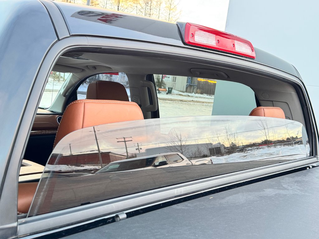 Toyota Tundra CREWMAX 1794 / RECONSTRUIT / AUCUN FINANCEMENT / 2017 à Thetford Mines, Québec - 75 - w1024h768px