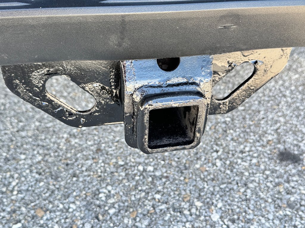 2017 Toyota Tundra CREWMAX 1794 / RECONSTRUIT / AUCUN FINANCEMENT / in Thetford Mines, Quebec - 30 - w1024h768px