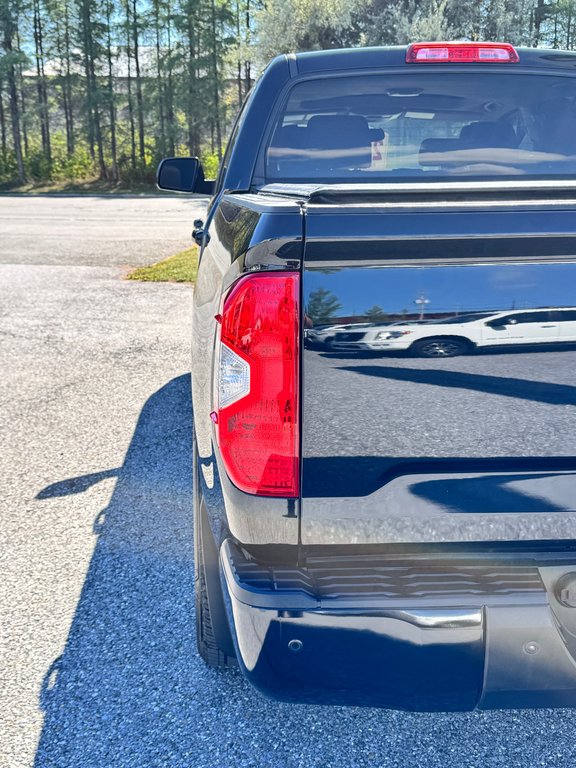 2017 Toyota Tundra CREWMAX 1794 / RECONSTRUIT / AUCUN FINANCEMENT / in Thetford Mines, Quebec - 25 - w1024h768px