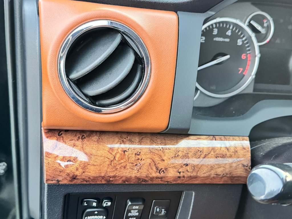 Toyota Tundra CREWMAX 1794 / RECONSTRUIT / AUCUN FINANCEMENT / 2017 à Thetford Mines, Québec - 41 - w1024h768px