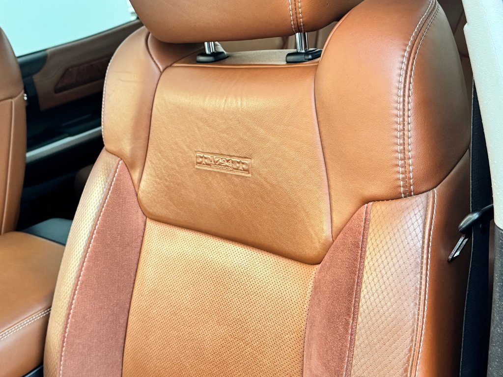 Toyota Tundra CREWMAX 1794 / RECONSTRUIT / AUCUN FINANCEMENT / 2017 à Thetford Mines, Québec - 39 - w1024h768px