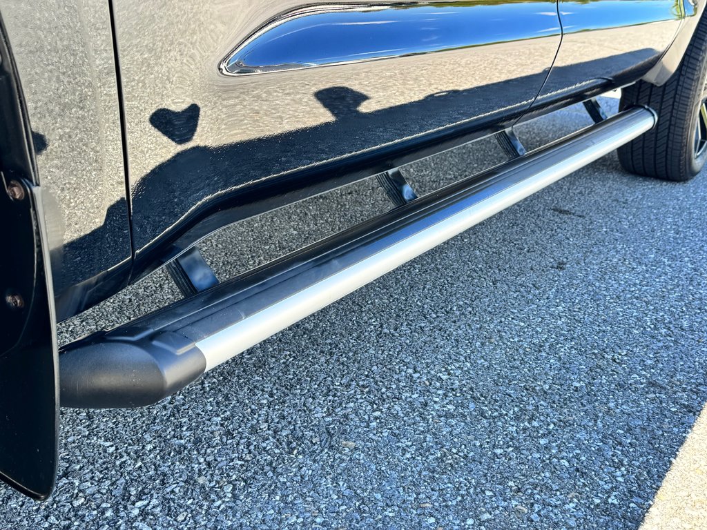 2017 Toyota Tundra CREWMAX 1794 / RECONSTRUIT / AUCUN FINANCEMENT / in Thetford Mines, Quebec - 24 - w1024h768px