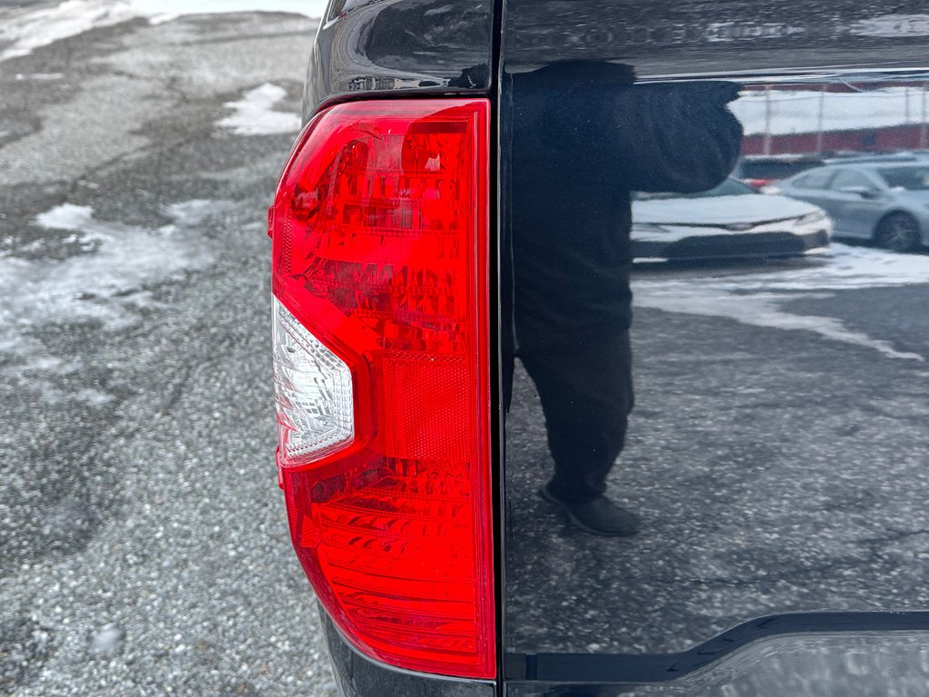 Toyota Tundra CREWMAX 1794 / RECONSTRUIT / AUCUN FINANCEMENT / 2017 à Thetford Mines, Québec - 24 - w1024h768px