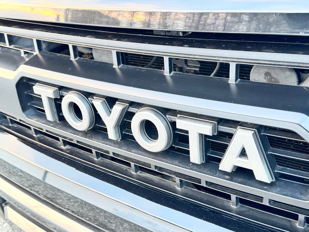 Toyota Tundra CREWMAX 1794 / RECONSTRUIT / AUCUN FINANCEMENT / 2017 à Thetford Mines, Québec - 13 - w1024h768px