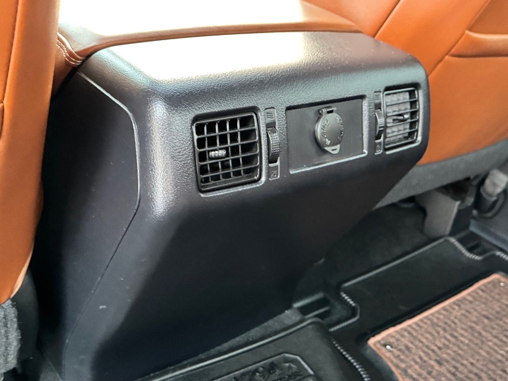 Toyota Tundra CREWMAX 1794 / RECONSTRUIT / AUCUN FINANCEMENT / 2017 à Thetford Mines, Québec - 72 - w1024h768px