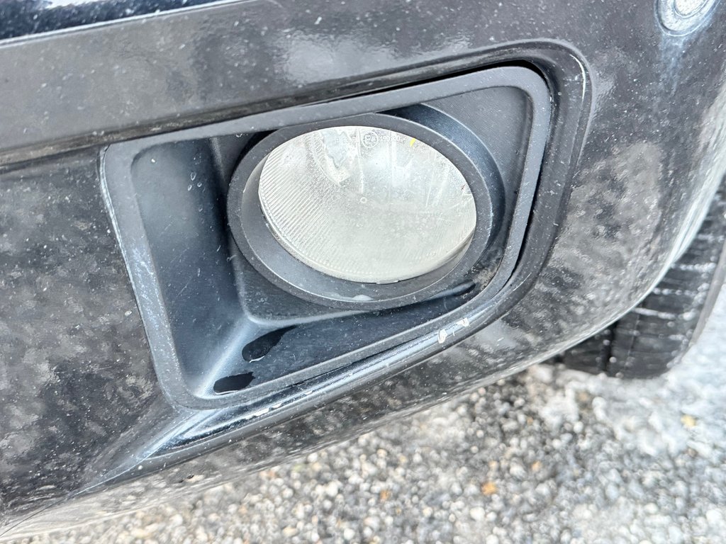 Toyota Tundra CREWMAX 1794 / RECONSTRUIT / AUCUN FINANCEMENT / 2017 à Thetford Mines, Québec - 12 - w1024h768px