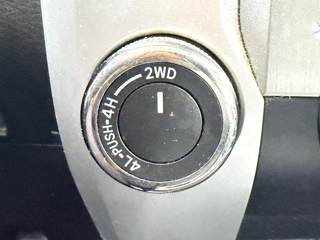 Toyota Tundra TRD OFF-ROAD / ENTRETENU AU POIL / INDESTRUCTIBLE 2018 à Thetford Mines, Québec - 46 - w1024h768px