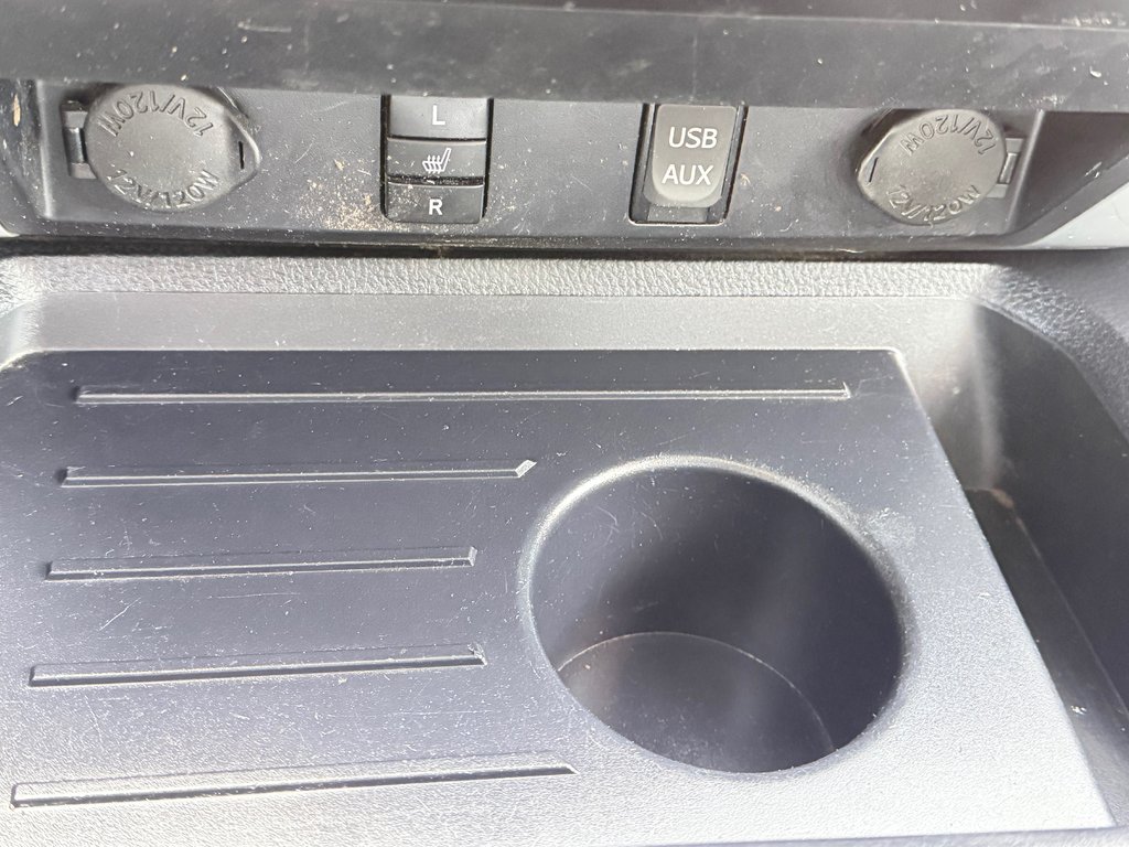 Toyota Tundra TRD OFF-ROAD / ENTRETENU AU POIL / INDESTRUCTIBLE 2018 à Thetford Mines, Québec - 65 - w1024h768px