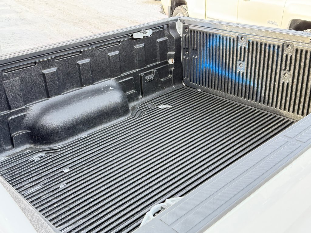 Toyota Tundra TRD OFF-ROAD / ENTRETENU AU POIL / INDESTRUCTIBLE 2018 à Thetford Mines, Québec - 62 - w1024h768px