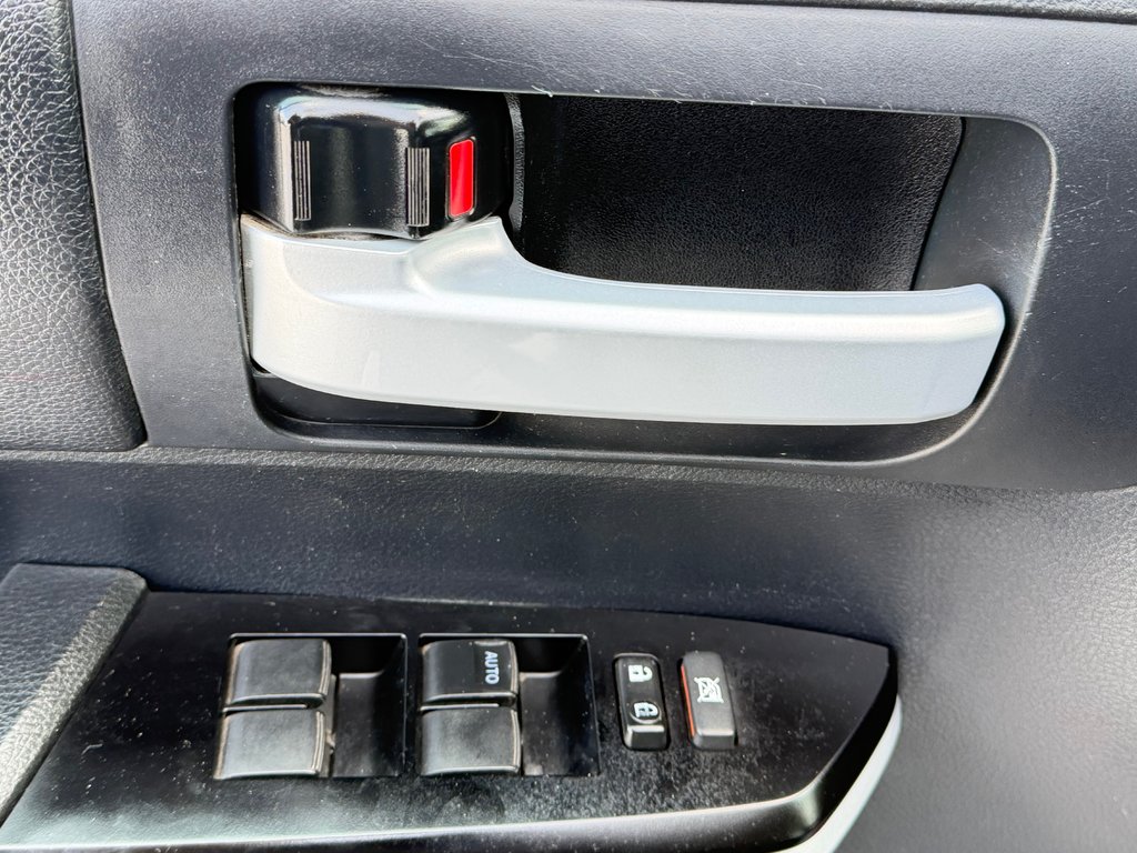 Toyota Tundra TRD OFF-ROAD / ENTRETENU AU POIL / INDESTRUCTIBLE 2018 à Thetford Mines, Québec - 28 - w1024h768px