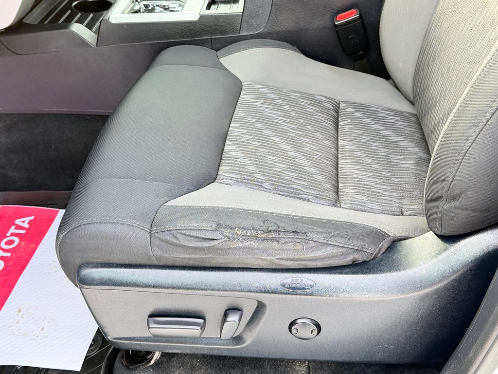 Toyota Tundra TRD OFF-ROAD / ENTRETENU AU POIL / INDESTRUCTIBLE 2018 à Thetford Mines, Québec - 31 - w1024h768px