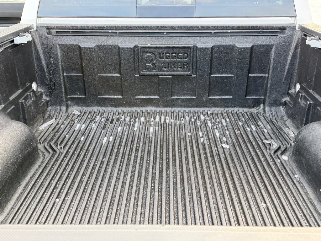 Toyota Tundra TRD OFF-ROAD / ENTRETENU AU POIL / INDESTRUCTIBLE 2018 à Thetford Mines, Québec - 63 - w1024h768px