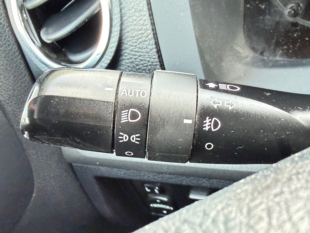 Toyota Tundra TRD OFF-ROAD / ENTRETENU AU POIL / INDESTRUCTIBLE 2018 à Thetford Mines, Québec - 36 - w1024h768px