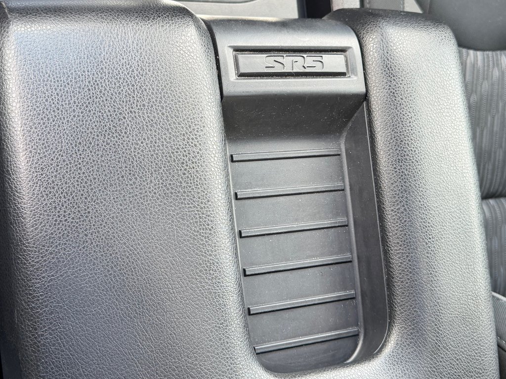 Toyota Tundra CREWMAX 5.7 / WRAP NOIR / BLEU EN DESSOUS / 2020 à Thetford Mines, Québec - 56 - w1024h768px