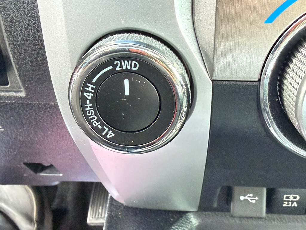 Toyota Tundra CREWMAX 5.7 / WRAP NOIR / BLEU EN DESSOUS / 2020 à Thetford Mines, Québec - 51 - w1024h768px