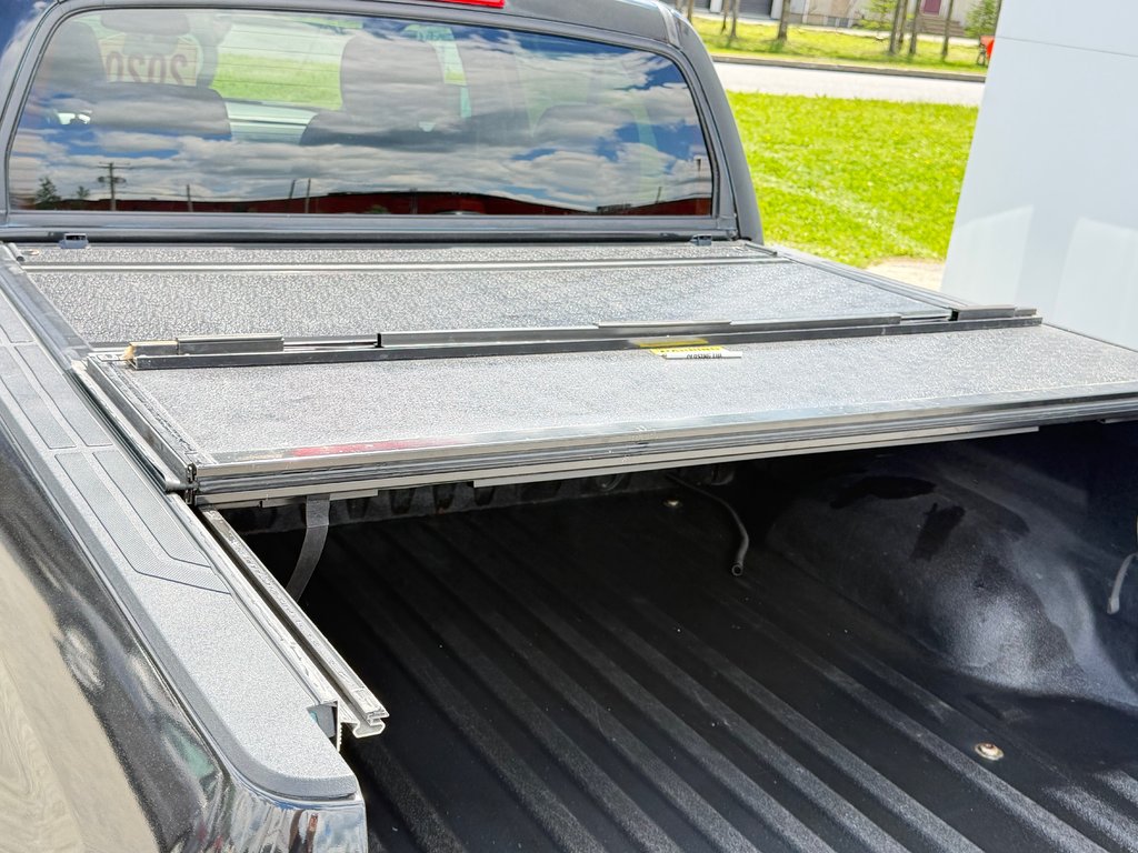 Toyota Tundra CREWMAX 5.7 / WRAP NOIR / BLEU EN DESSOUS / 2020 à Thetford Mines, Québec - 71 - w1024h768px