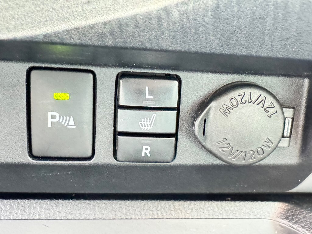 Toyota Tundra TRD OFF ROAD PREMIUM / CUIR / CREWMAX / ÉTAT NEUF / FAITES VITE 2021 à Thetford Mines, Québec - 57 - w1024h768px