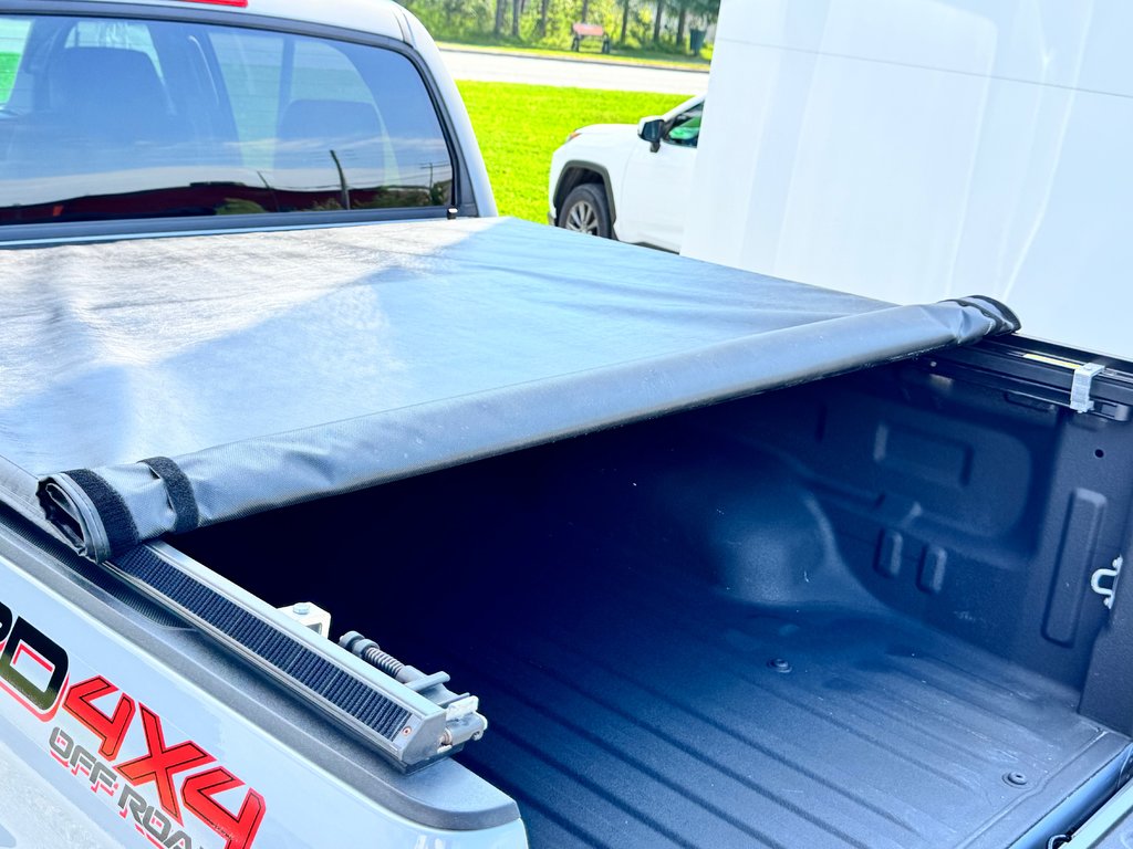 Toyota Tundra TRD OFF ROAD PREMIUM / CUIR / CREWMAX / ÉTAT NEUF / FAITES VITE 2021 à Thetford Mines, Québec - 75 - w1024h768px