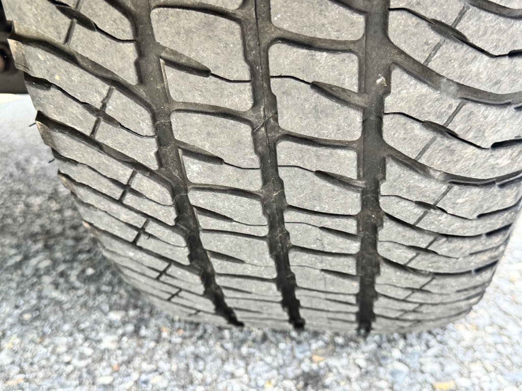 Toyota Tundra TRD OFF ROAD PREMIUM / CUIR / CREWMAX / ÉTAT NEUF / FAITES VITE 2021 à Thetford Mines, Québec - 19 - w1024h768px